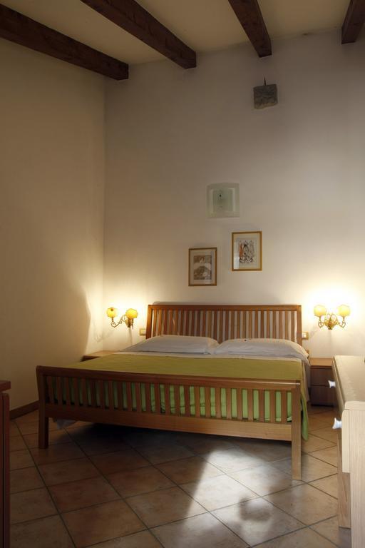 Al Viale Hotel Triest
